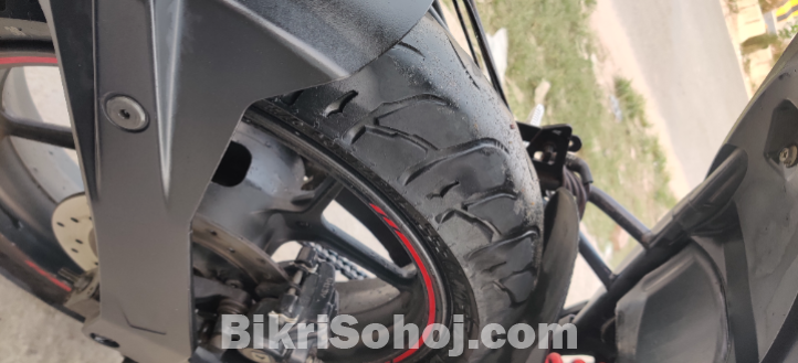 Suzuki Gixxer Sf FI Abs Cbu